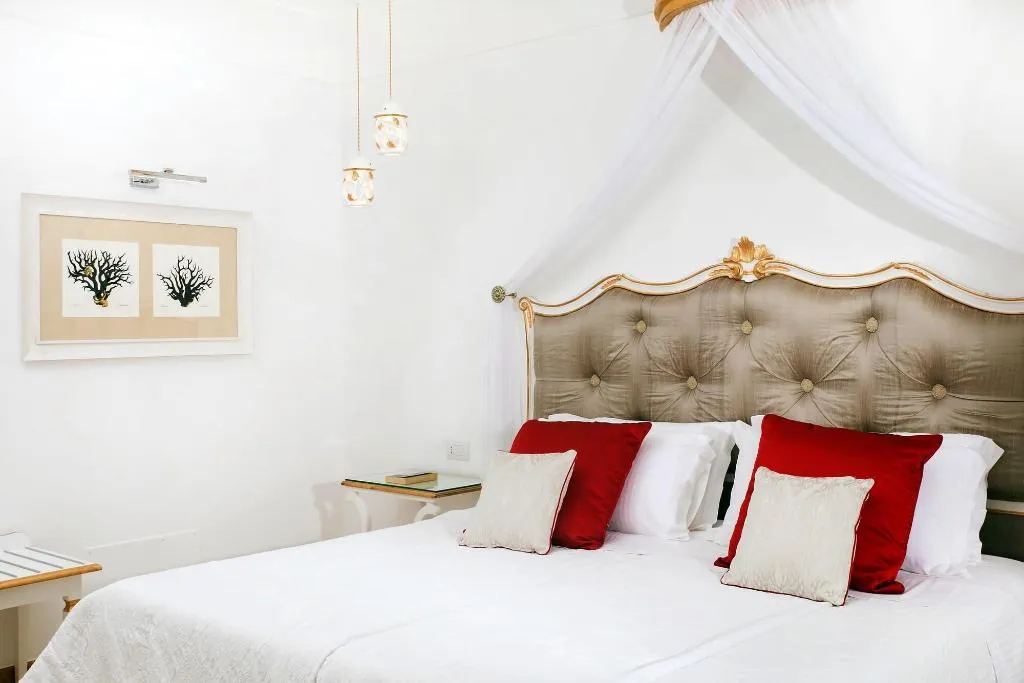 Room, Villa Corallium, Naples