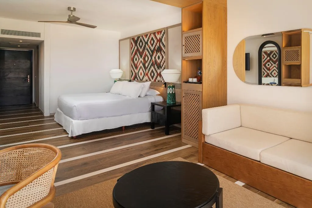 JUNIOR SUITE SUPERIOR Room, Ocean Coral & Turquesa All Inclusive, Cancun Area