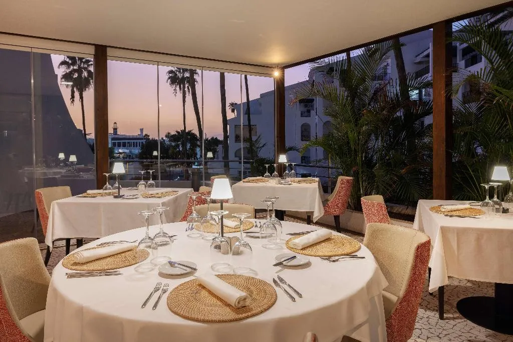 Restaurant, AluaSoul Costa Adeje (Adults Only +16), Tenerife