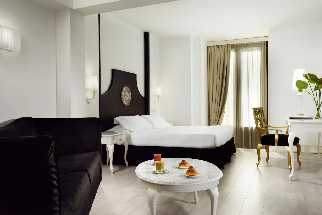 DOUBLE PREMIUM TWO BEDROOMS Room, Palace Catania | UNA Esperienze, Catania