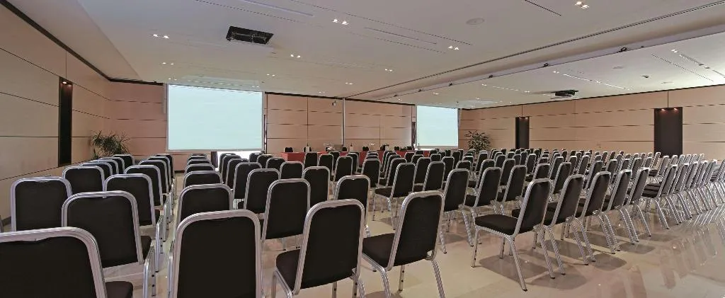 Conferences, Suites & Residence Hotel, Naples