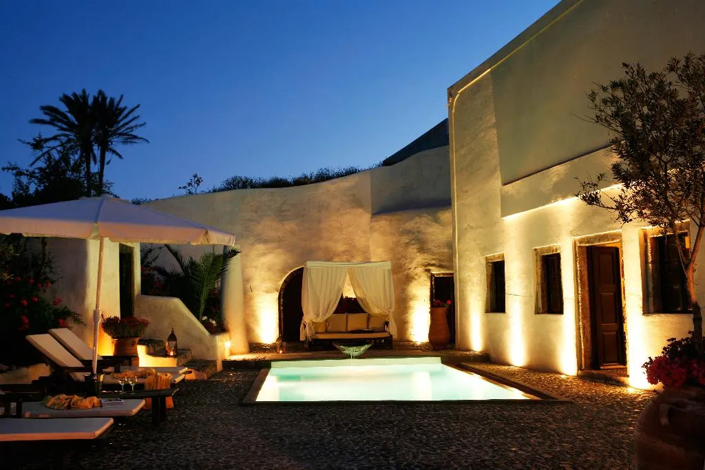 VILLA TWO BEDROOMS WITH PRIVATE POOL Room, Santorini Heritage Villas & Mansions, Santorini