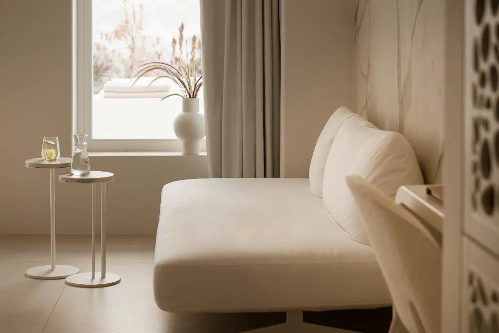 JUNIOR SUITE WITH JACUZZI Room, Lovia Mykonos, Mykonos