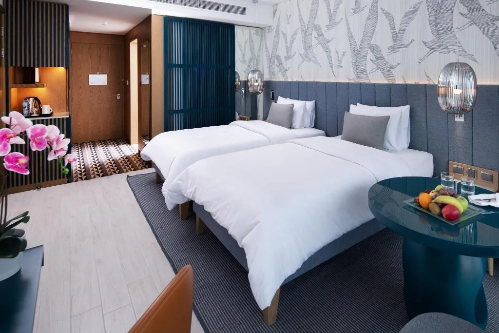 DOUBLE SUPERIOR QUEEN BED Room, C Central Resort The Palm Dubai, Dubai