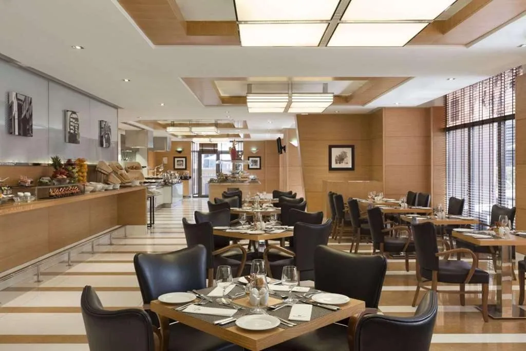 Restaurant, Delta Hotels by Marriott Jumeirah Beach, Dubai