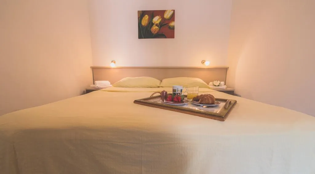 APARTMENT ONE BEDROOM Room, Beach Apartments Lavica, Split