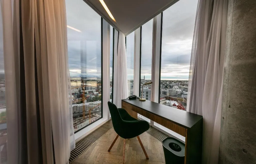 Room, Tower Suites Reykjavik, Reykjavik