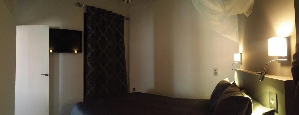 Room, Corral de los Chícharos, Seville