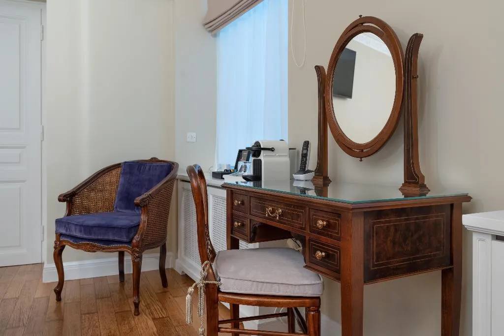 SUITE CAPACITY 4 Room, Noble Suites, Athens
