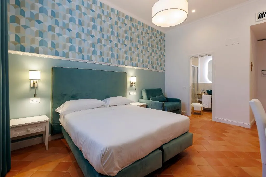 TRIPLE CLASSIC Room, D'amalfi Hospitality, Naples