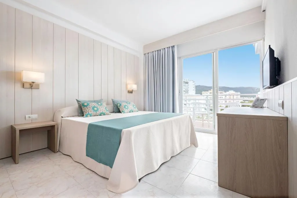 Double or Twin STANDARD Room, Azuline Palmanova Gardens, Majorca