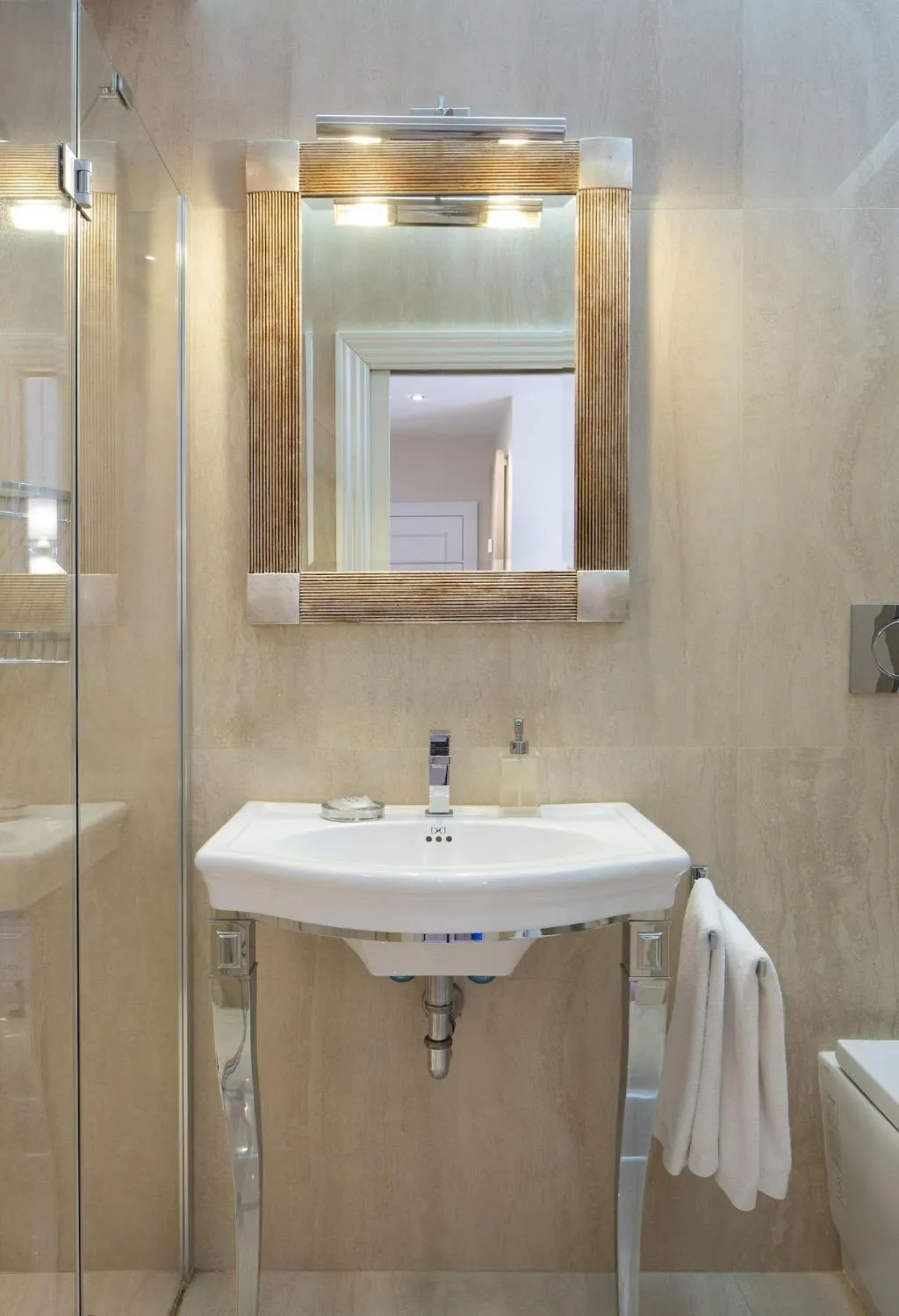 Room, Luxury Suite Milano Duomo, Milan