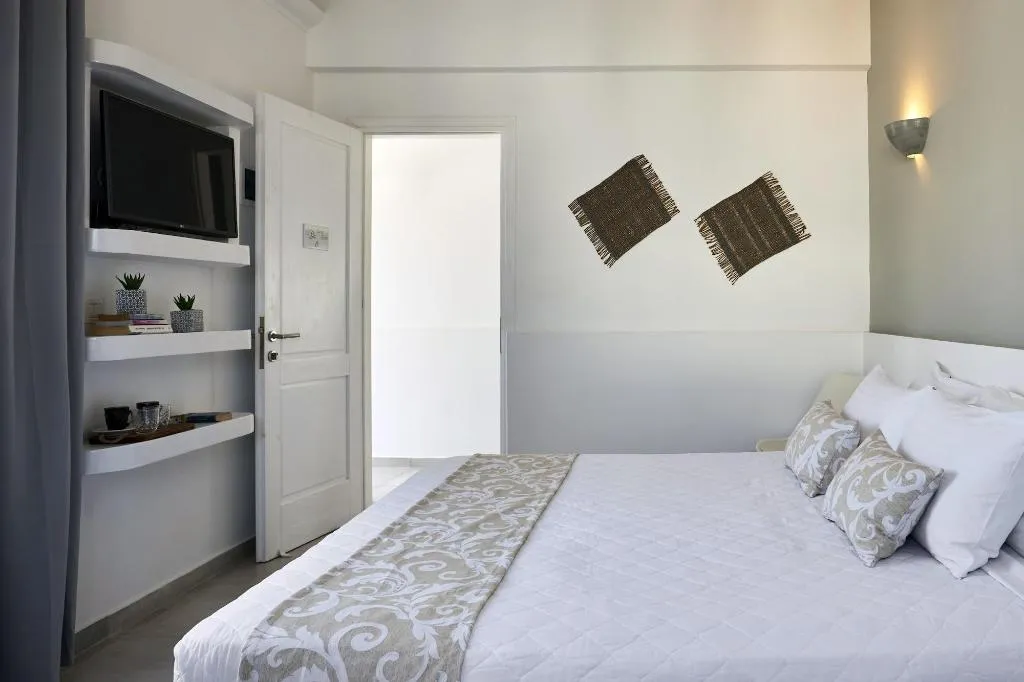 Room, Sunset Faros, Santorini