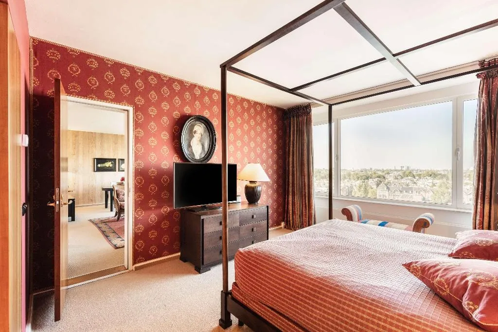 SUITE ONE BEDROOM Room, Hilton Amsterdam, Amsterdam