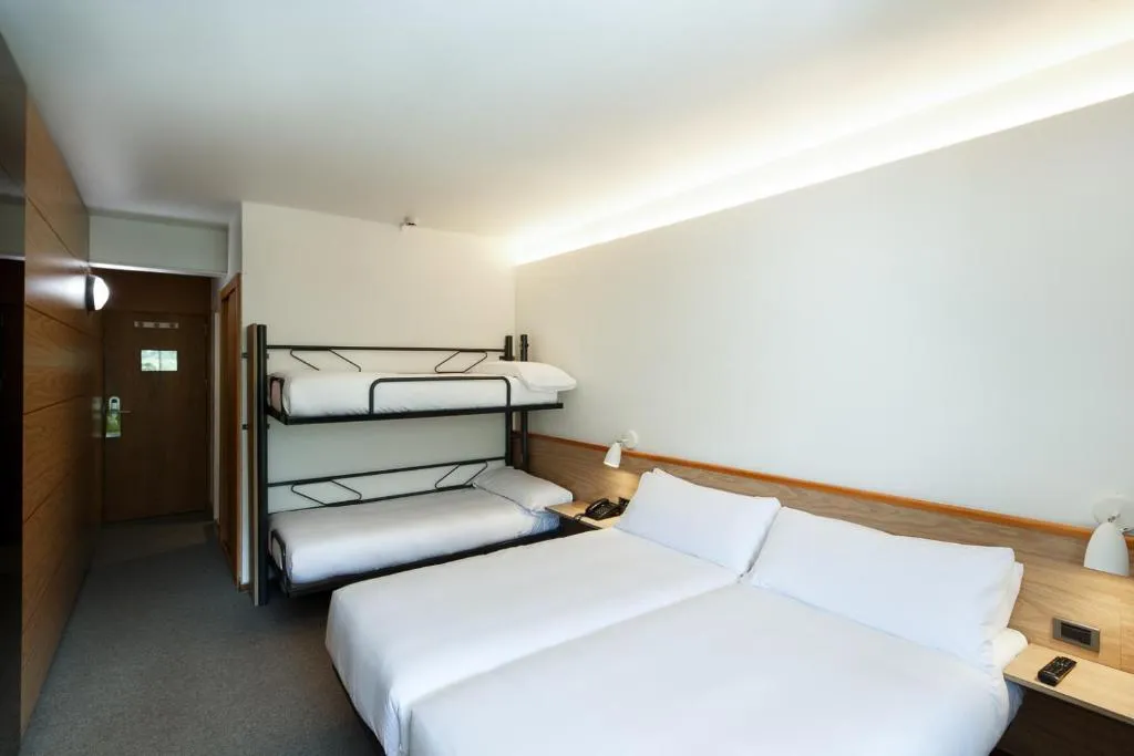 Double or Twin WITH TERRACE Room, Alp Hotel Masella, Costa Brava