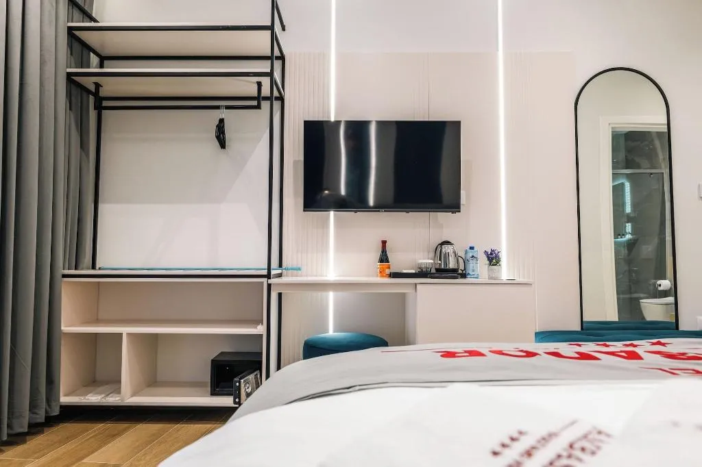 Room, Ambasador Hotel, Durres