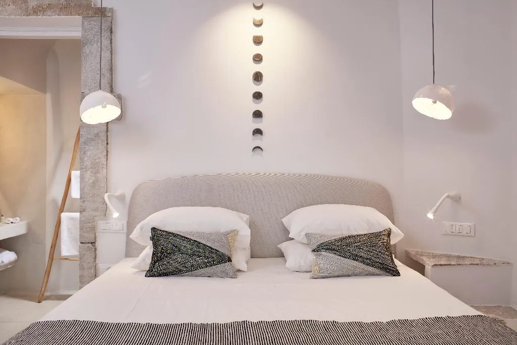 DOUBLE SUPERIOR Room, Cosmopolitan Suites, Santorini