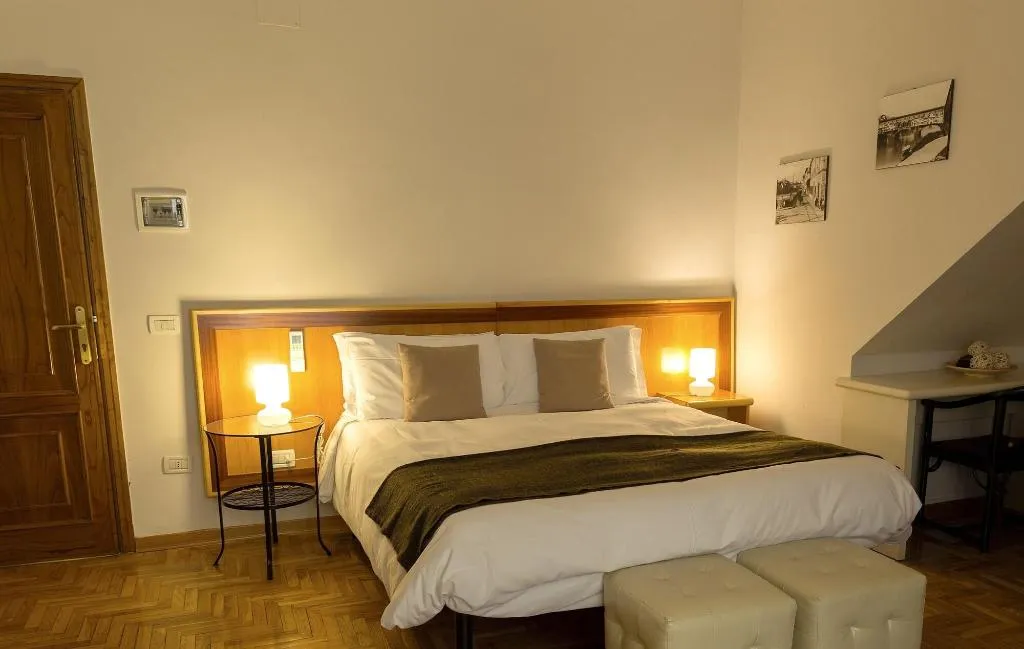 Room, Martelli 6 Suites And Apartments, Florence