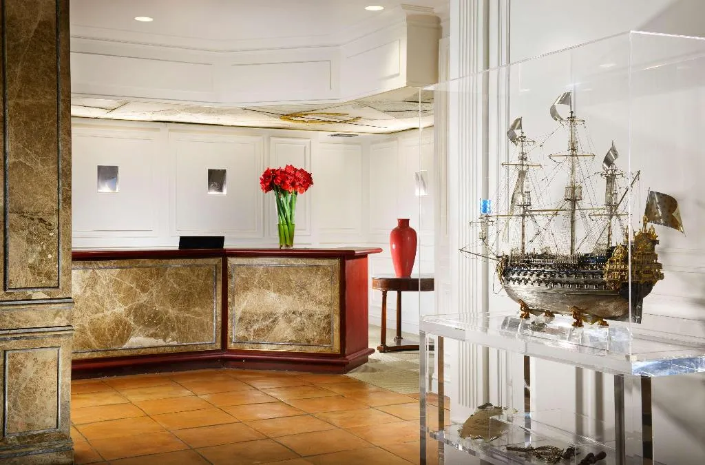 Lobby, Pierre Milano Hotel, Milan