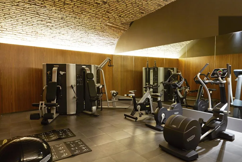 Sports and Entertainment, The Building, Rome