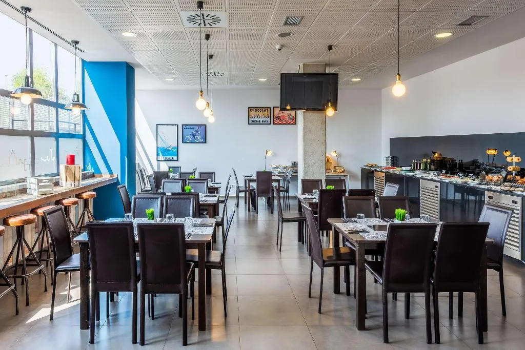 Restaurant, Madrid Airport Suites Affiliated By Melia, Madrid