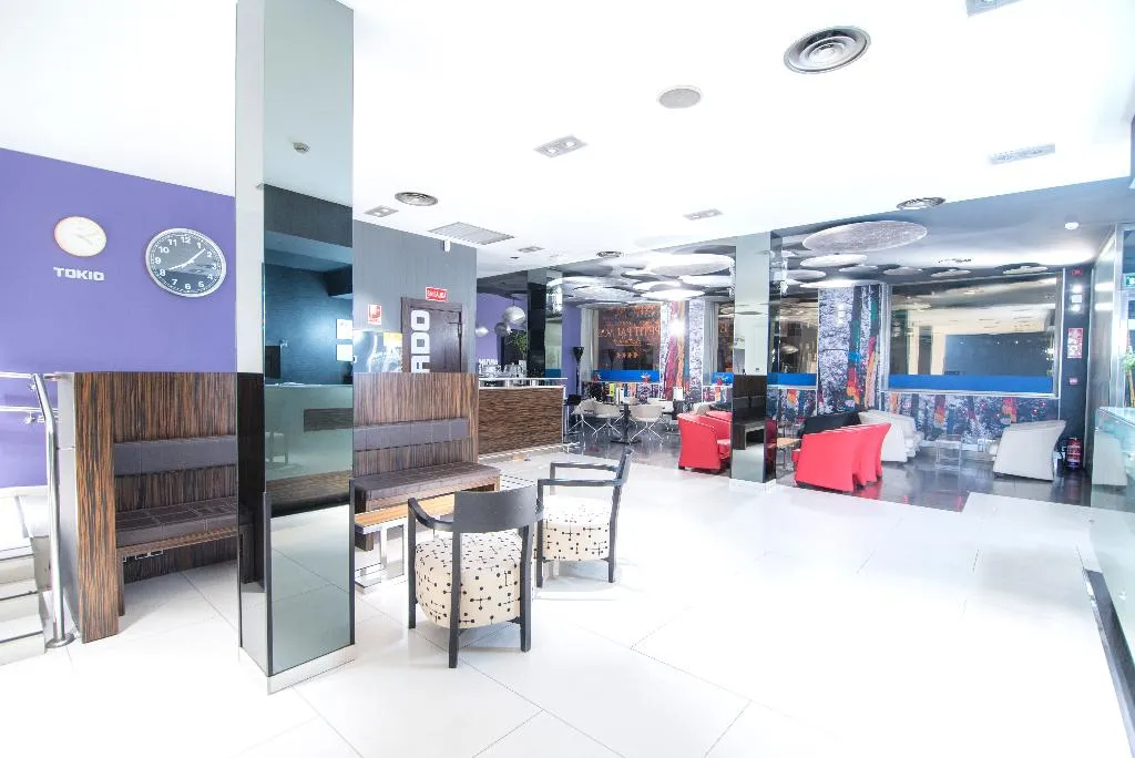 Lobby, Petit Palace President Castellana, Madrid
