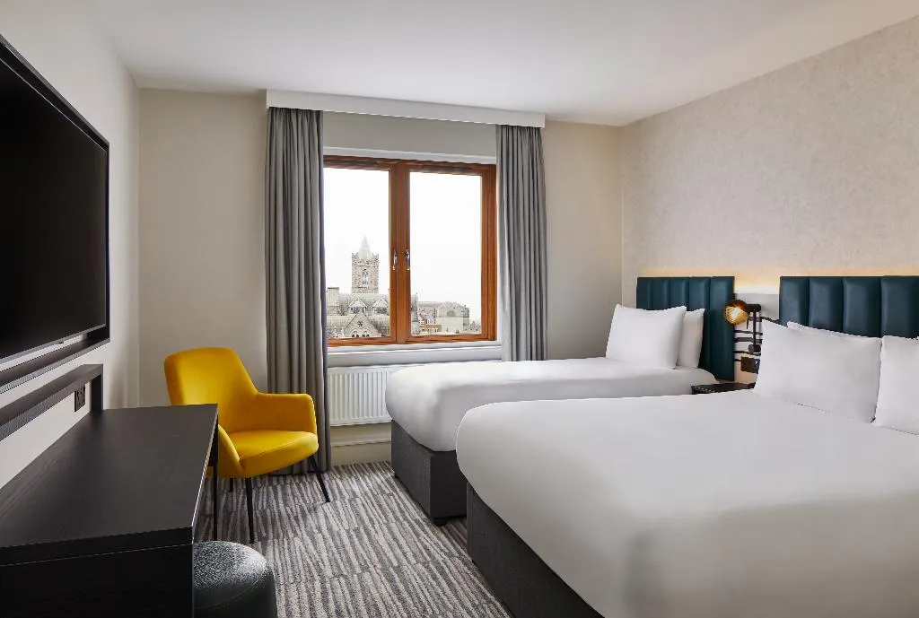DOUBLE LAND VIEW Room, Leonardo Hotel Dublin Christchurch, Dublin
