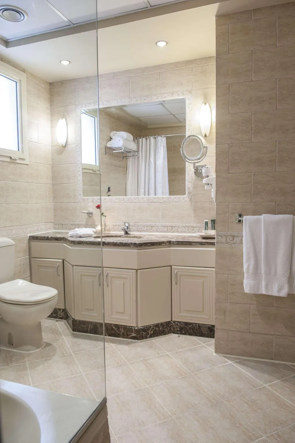 SUITE STANDARD Room, Hilton Zamalek Residence Cairo, Cairo