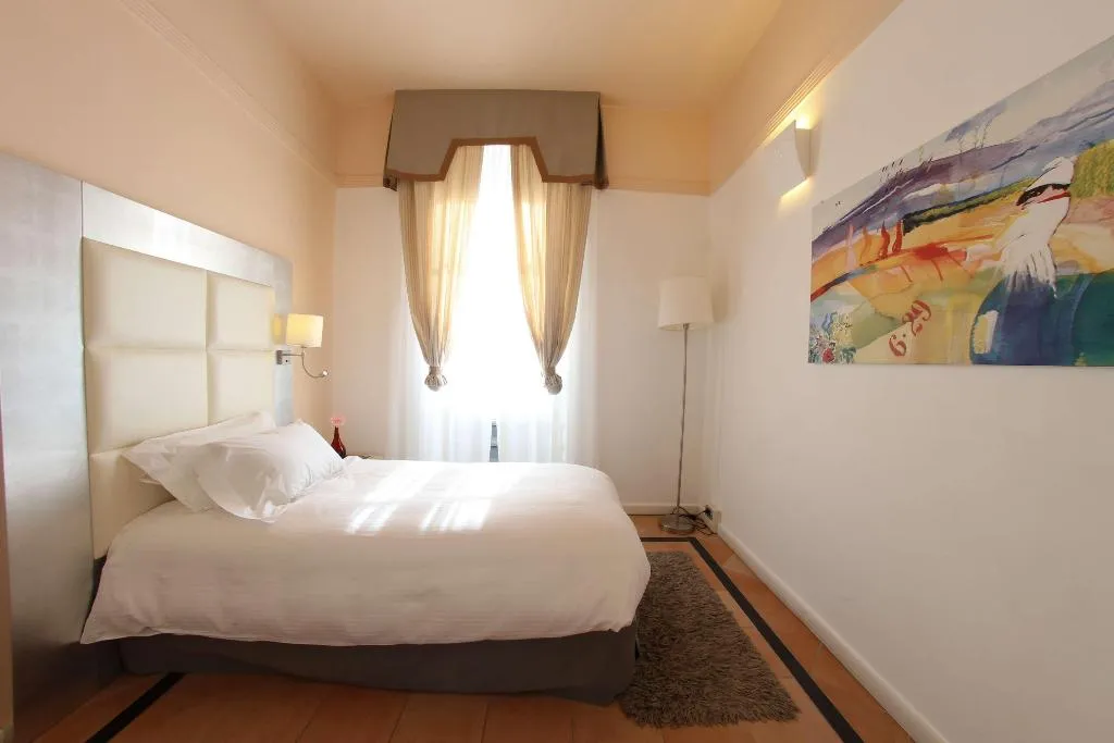 SINGLE GUEST ROOM Room, Palazzo Caracciolo Naples, Naples
