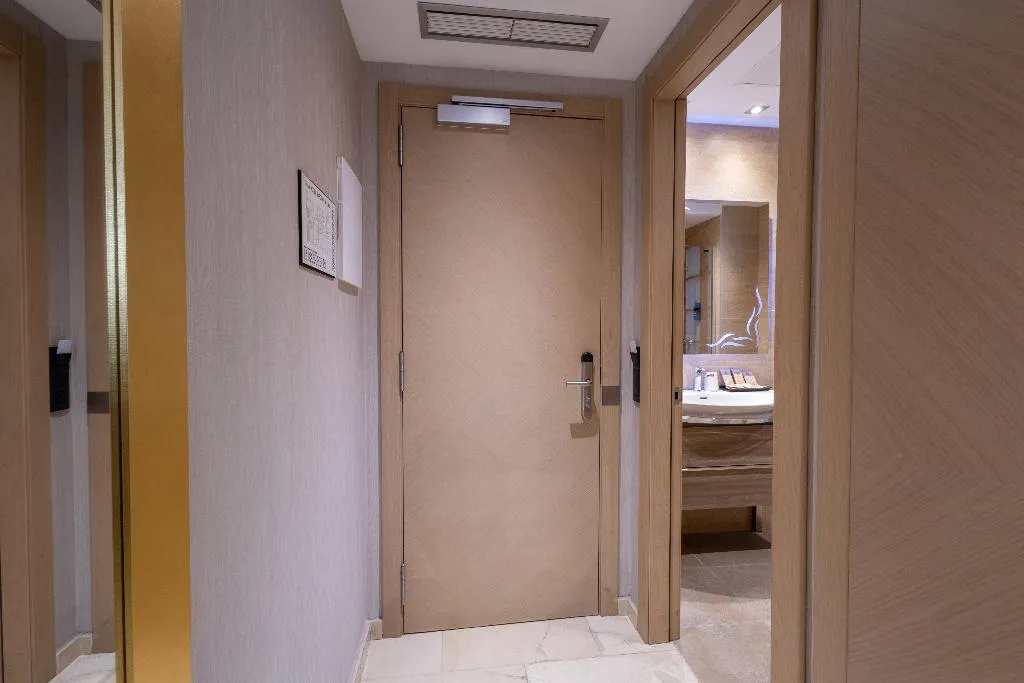 TRIPLE CAPACITY 1 Room, Gran Hotel Barcino 4*S, Barcelona