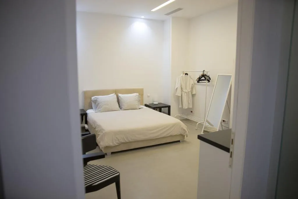 Room, Gk Athens, Athens
