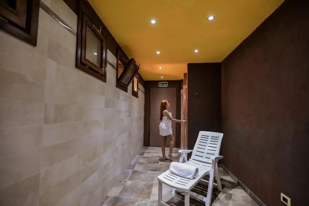 Sports and Entertainment, Swadeshi Palace Ponte di Legno Resort, Milan