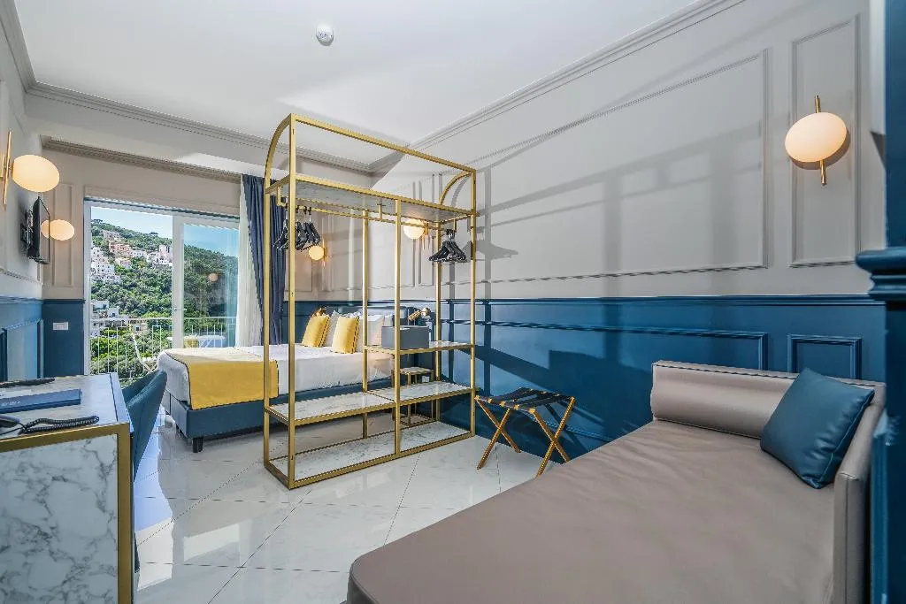 Room EXECUTIVE SEA VIEW Room, Mary Hotel, Naples