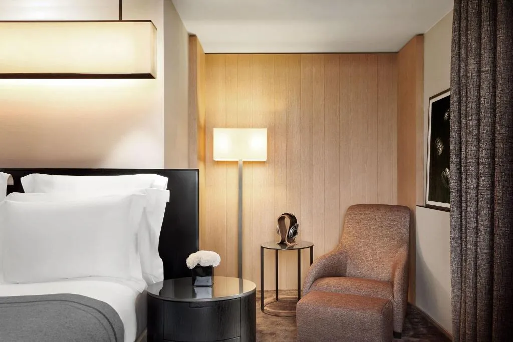 Room, Bulgari Milan, Milan