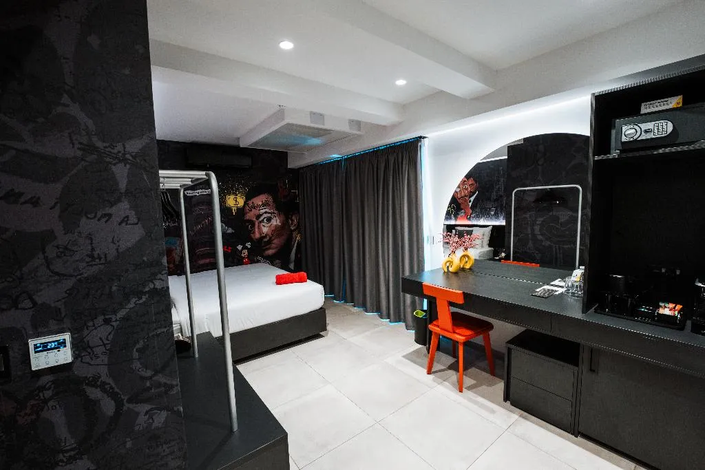 Double or Twin DELUXE WITH JACUZZI Room, So City Hotel, Malta