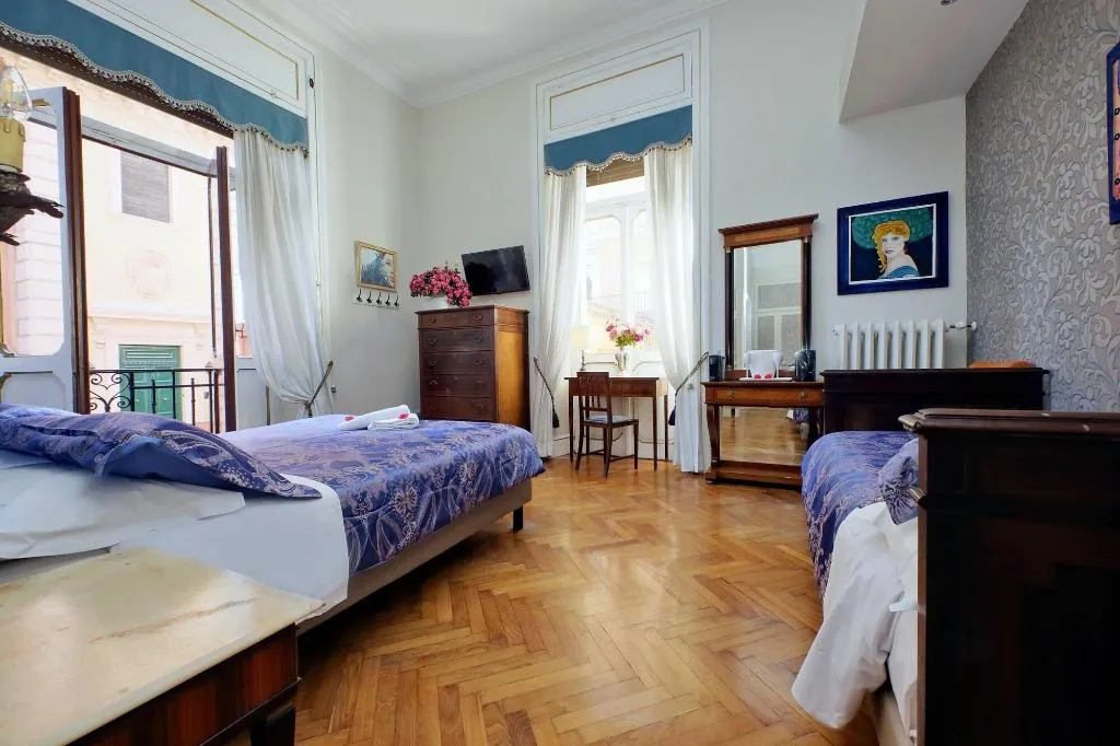 Room, Domus Monamì Luxury Suites, Rome