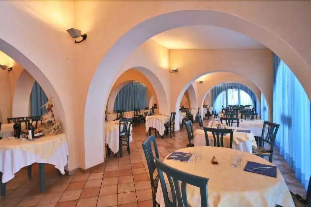 Restaurant, Villaggio Dei Pini, Cagliari