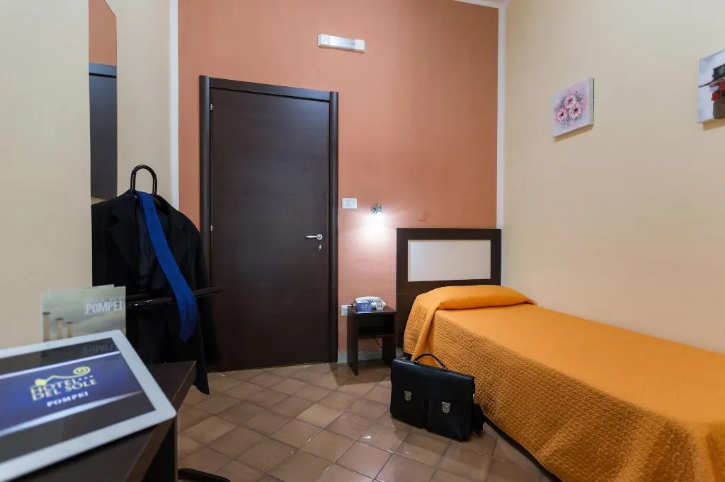 Room, Hotel Del Sole, Naples