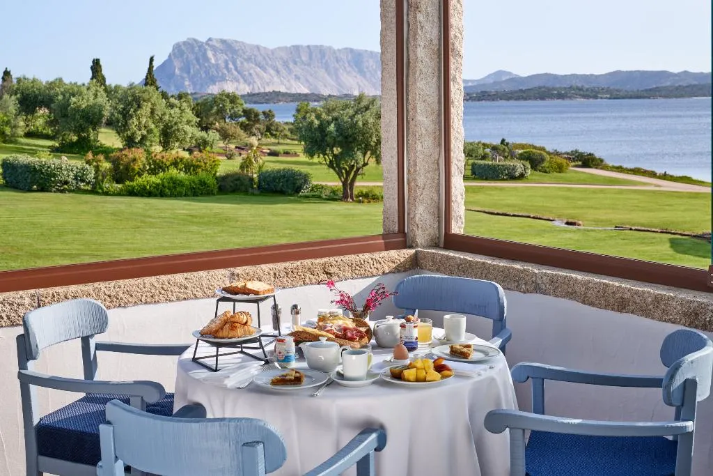 Restaurant, Due Lune Resort Golf & Spa, Olbia