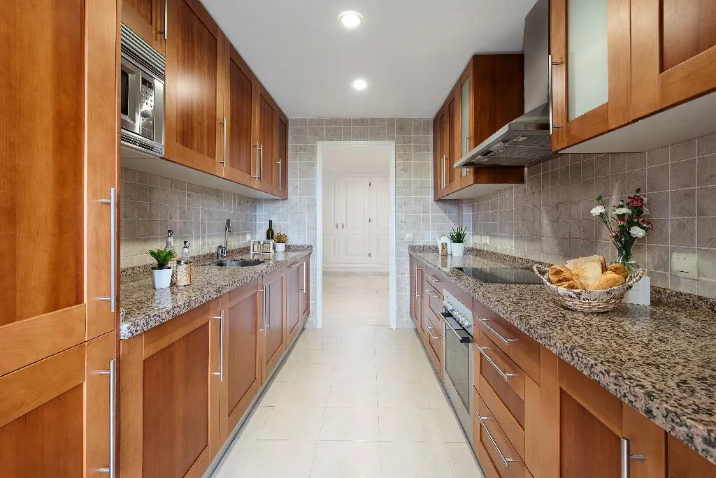 APARTMENT THREE BEDROOMS Room, Colina del Paraiso, Costa Del Sol