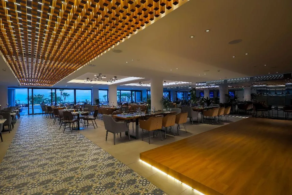 Restaurant, Radisson Beach Resort Larnaca, Cyprus