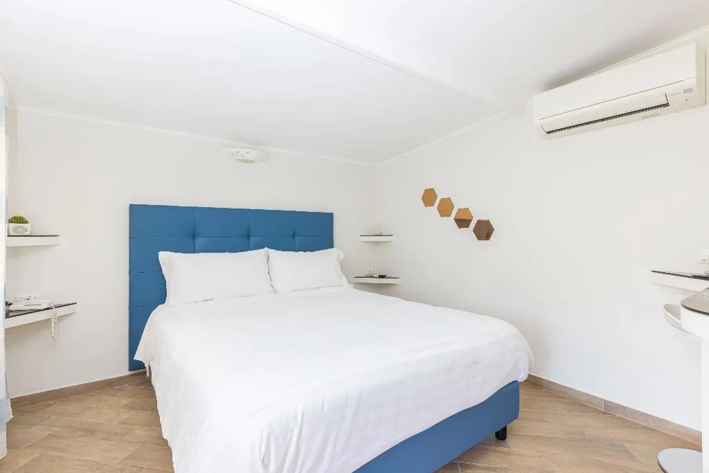 DOUBLE SUPERIOR Room, Casale Antonietta, Naples