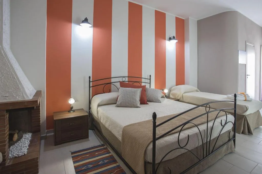 Room, B&B Cinisi Mare e Monti, Palermo