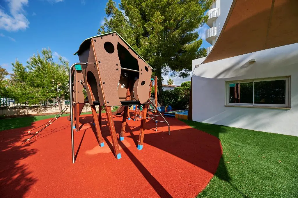 Sports and Entertainment, AluaSun Continental Park Hotel & Apartments, Majorca