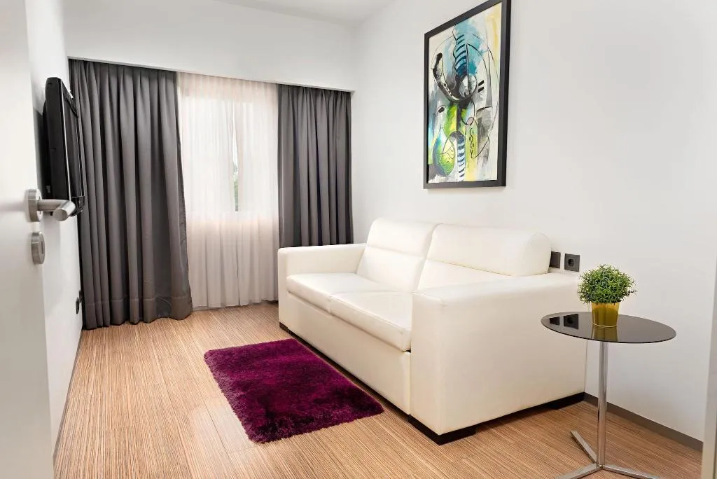 Room, Dos Zimbros, Lisbon