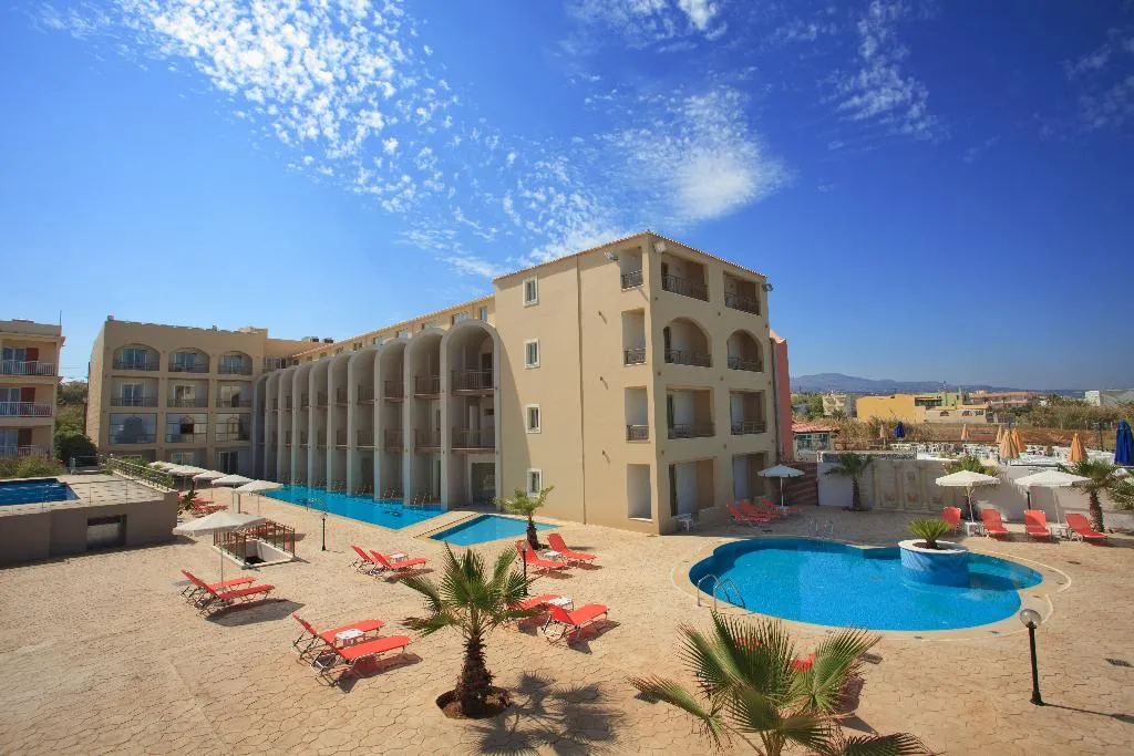 Pool, White Olive Elite Rethymno, Crete