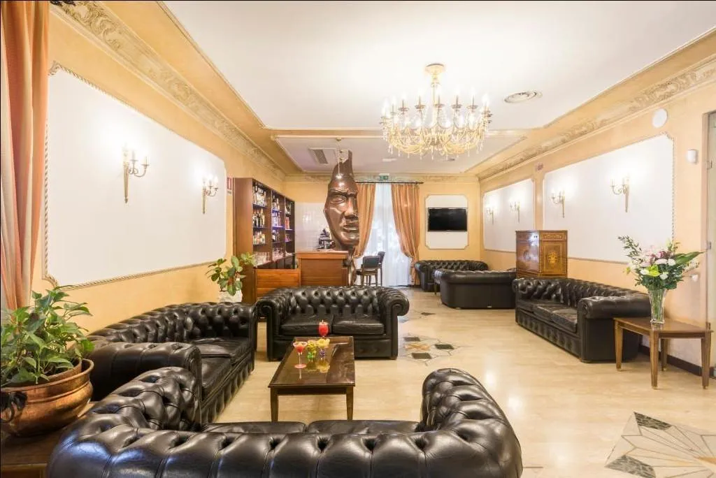 Lobby, Villa Rosa, Rome