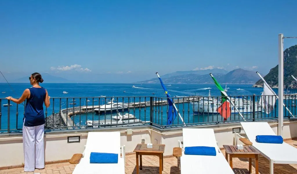 Terrace, Relais Maresca Luxury Small Hotel, Naples