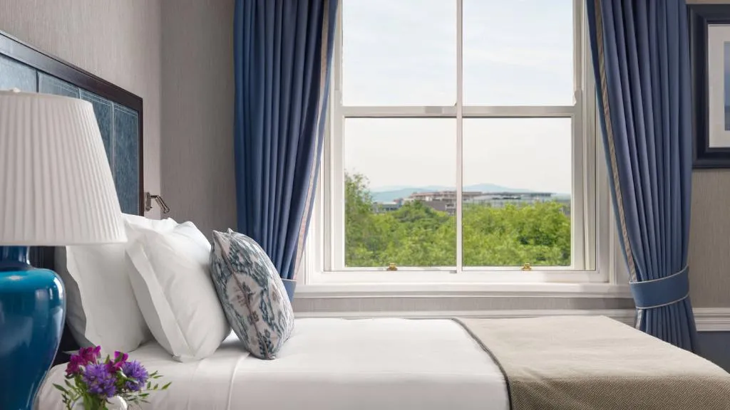 Room, The Shelbourne, Autograph Collection, Dublin