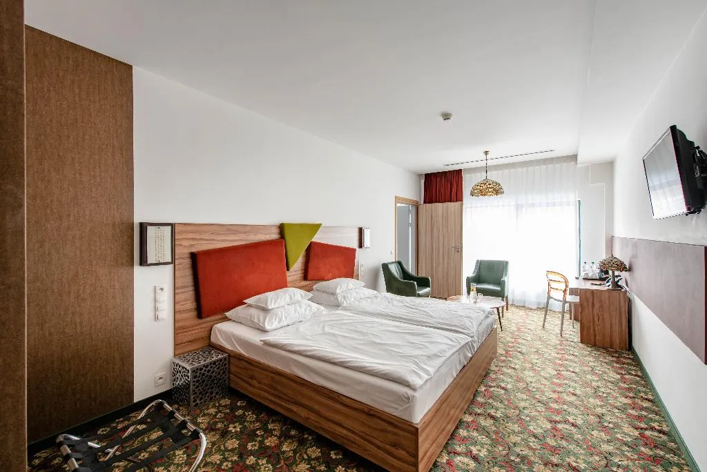 FAMILY ROOM STANDARD Room, Lenart, Krakow